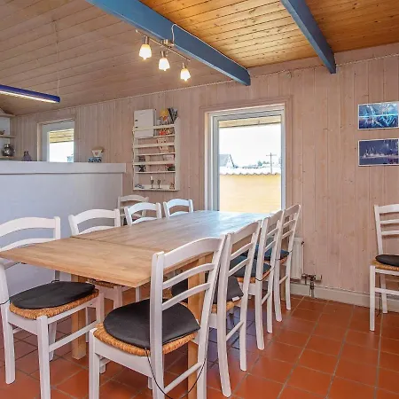 10 Person Holiday In Thisted *